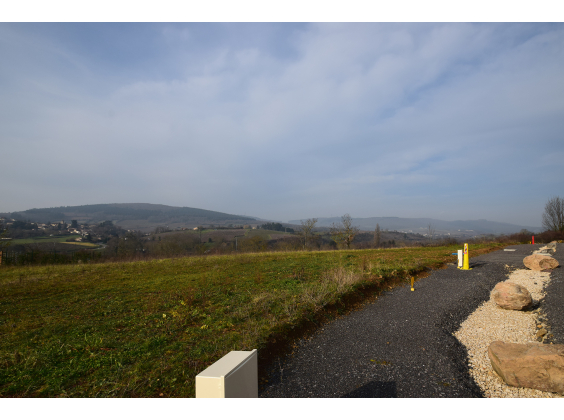 Terrain Berzé-la-Ville  pièce - 93230€